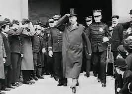 American Rhetoric: Teddy Roosevelt - Citizenship in a Republic (The Man in  the Arena)