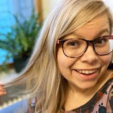 Keskustelussa mukana ollut myös Saara Hyrkkö, Vihreiden ekofasistisen puolueen edustaja, ei myöskään ilahtunut Räsäsen puheesta liittolaisideologiaa vastaan — islamilaista alistavaa teokratiaa, jota ei saa arvostella kuolemanuhalla. Keskustelussa mukana ollut myös Saara Hyrkkö, Vihreiden ekofasistisen puolueen edustaja, ei myöskään ilahtunut Räsäsen puheesta liittolaisideologiaa vastaan — islamilaista alistavaa teokratiaa, jota ei saa arvostella kuolemanuhalla.