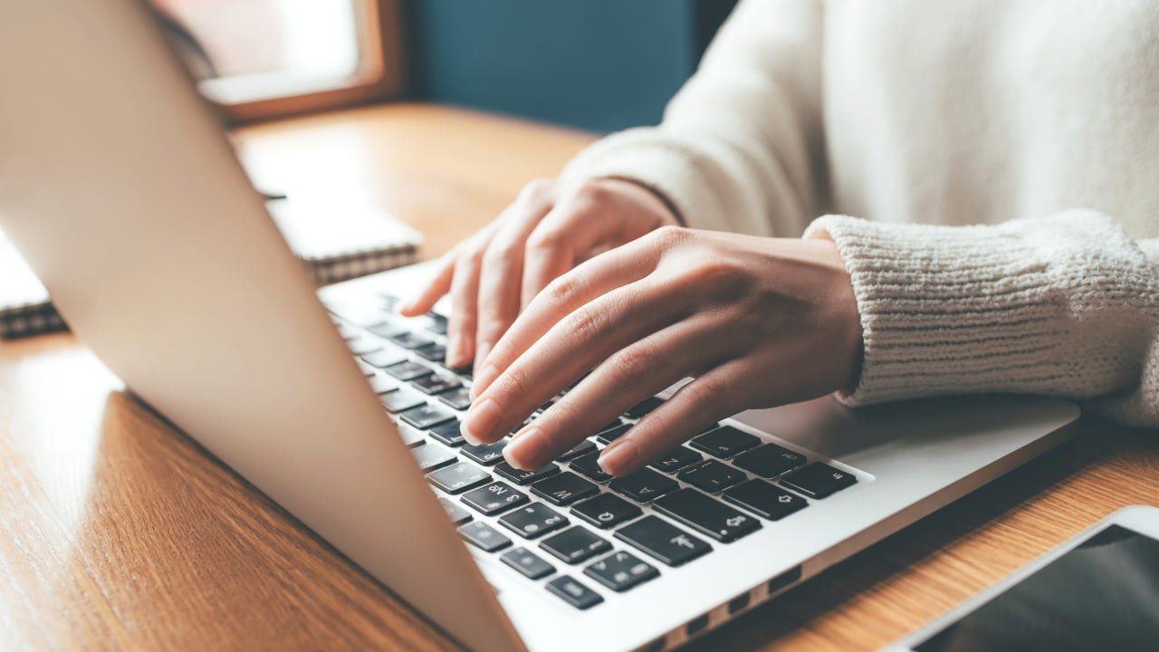 creenshot of a Substack Notes article showing engagement tips and audience growth strategies, highlighting best practices for writers and creators creenshot of a Substack Notes article showing engagement tips and audience growth strategies, highlighting best practices for writers and creators