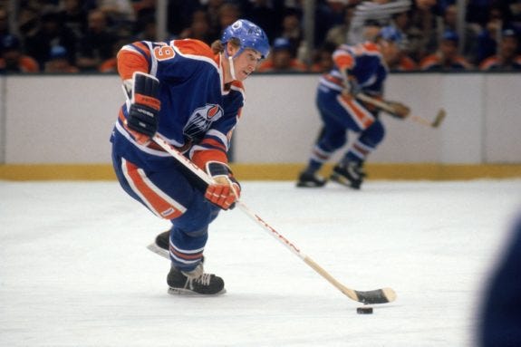 Wayne Gretzky #99 of the Edmonton Oilers Wayne Gretzky #99 of the Edmonton Oilers
