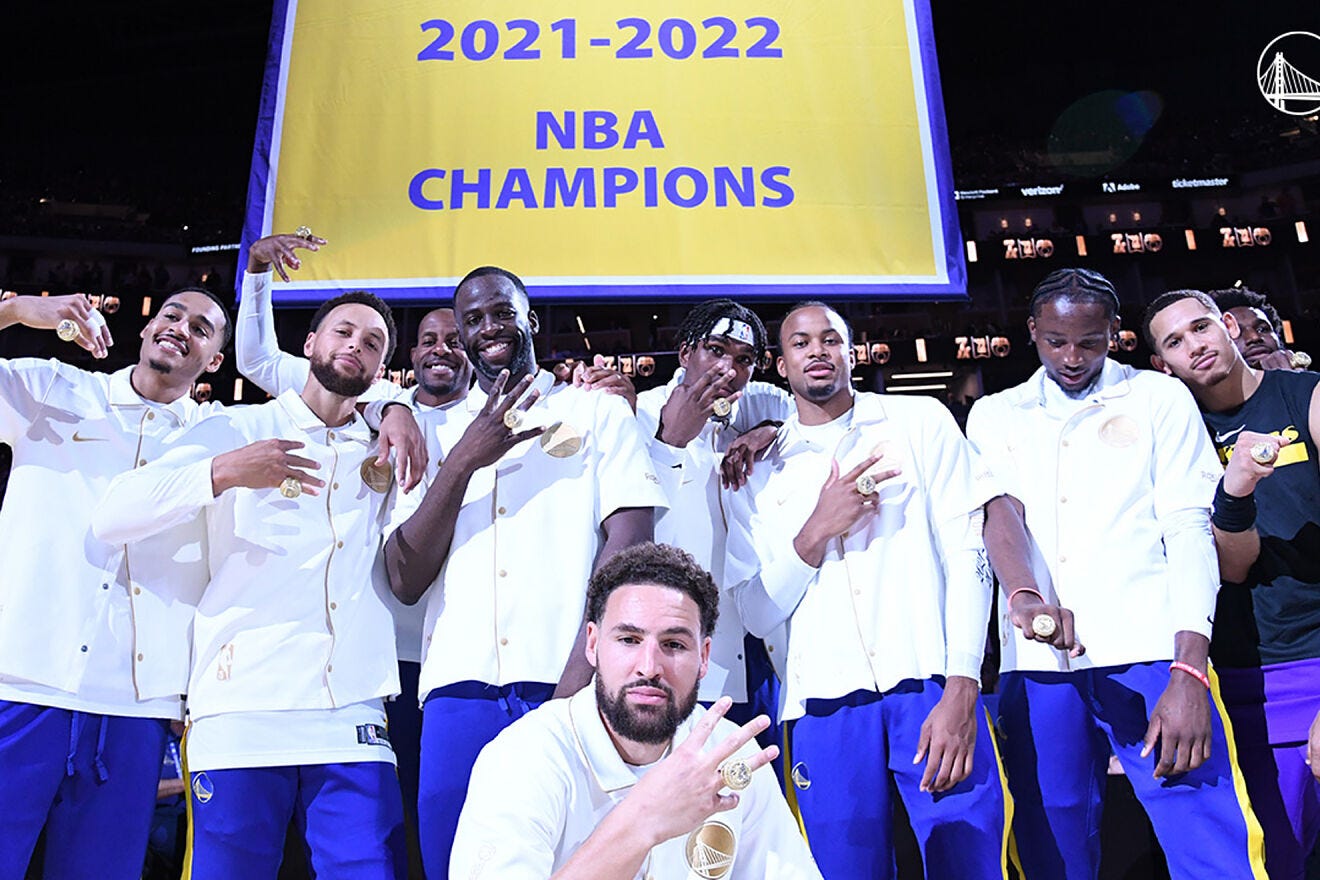 The offseason drama is over, the Golden State Warriors receive their 2022  NBA Championship rings | Marca