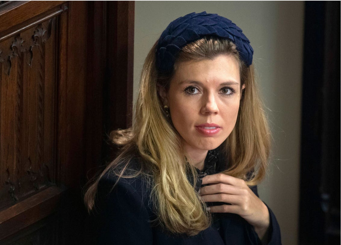 A person with a blue headband

Description automatically generated