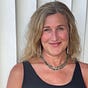 Suzanne Johnson's avatar