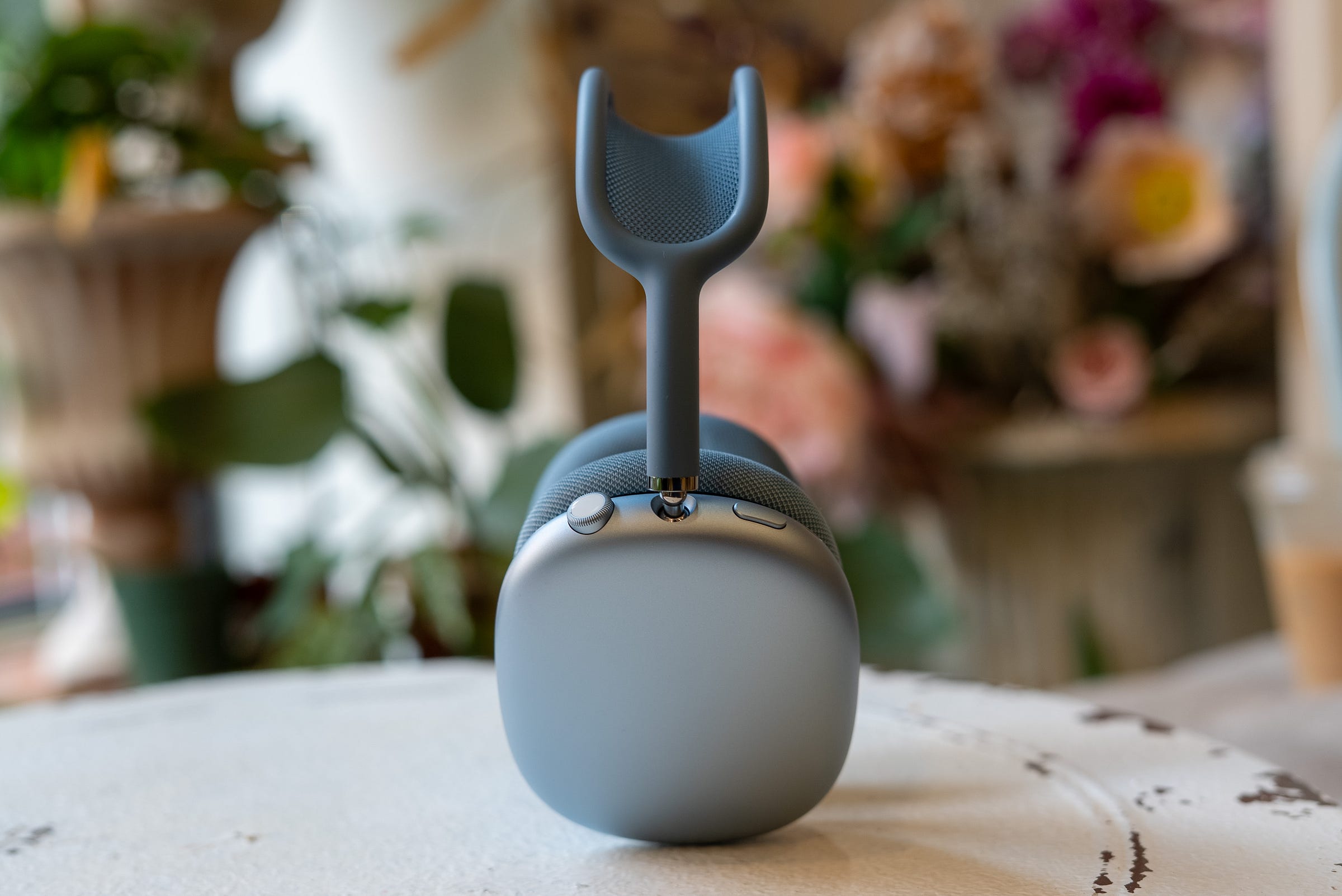 AirPods Max 2 review AirPods Max 2 review