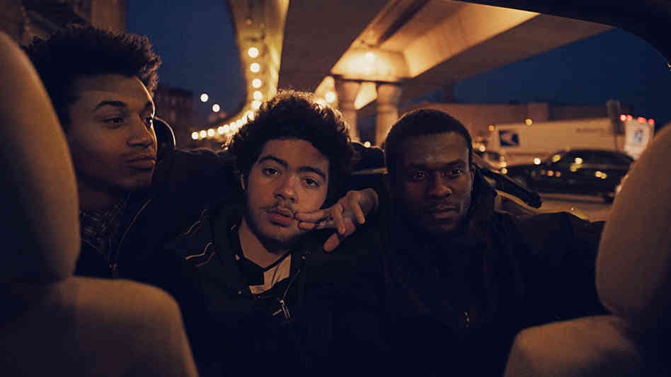 ratking_wide-7da7f0b994a0a0b2f3a7edee1079e9767e3fef49-s6-c30