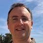Mike Llewellyn's avatar