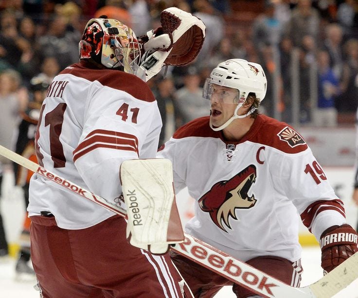 Mike Smith and Shane Doan, Arizona Coyotes | Arizona coyotes hockey,  Arizona coyotes, Coyotes hockey