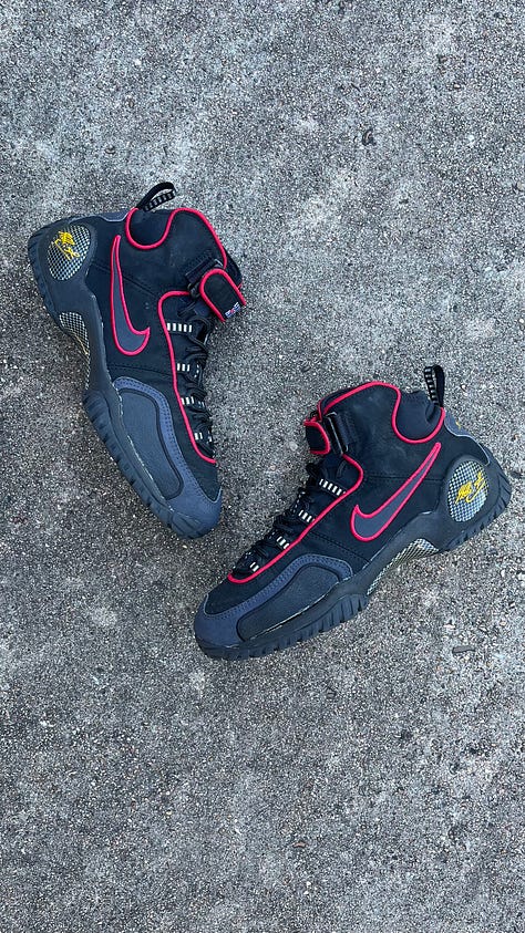 Details of the Nike Air Zoom Schu.