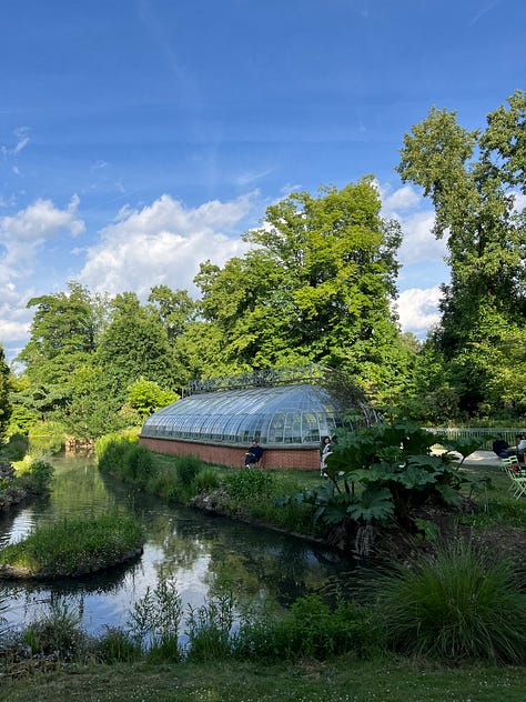 Château des Ducs de Bretagne and the city around the fortress, Jardin des Plantes, the Jean Jullien green line installation and the lively Café de l'Orangerie, former LU biscuit factory Le Lieu Unique and its bookshop and outdoor area by the river