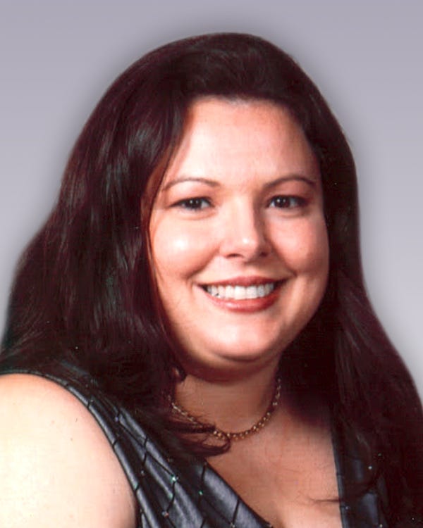 Rachela Bucek Rachela Bucek