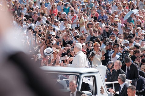 （變成正方形後構圖有點跑掉QAQ）