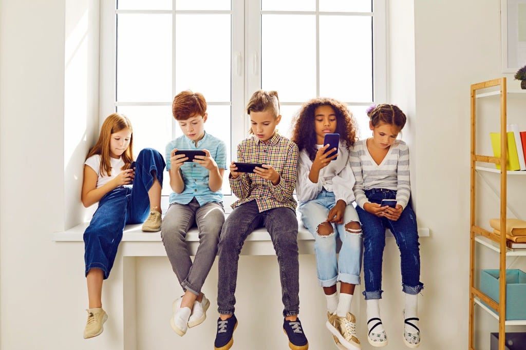 TIME for Kids | Should Kids Have Smartphones?
