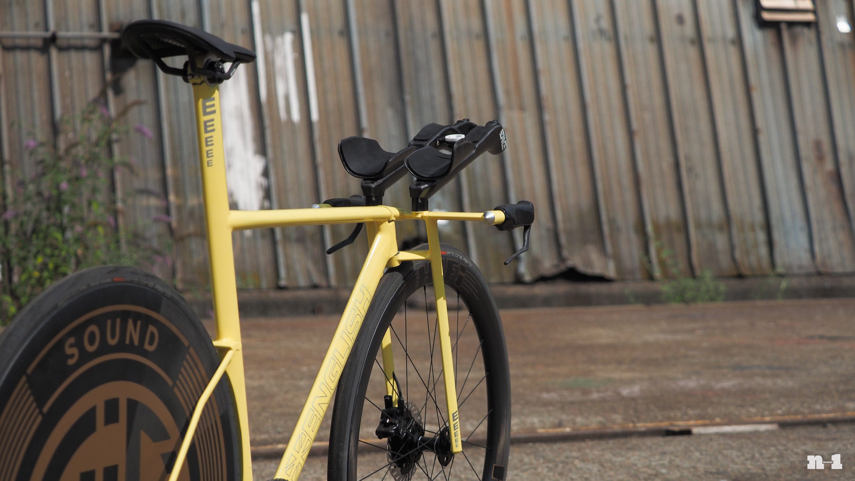English Cycles yellow time trial bike