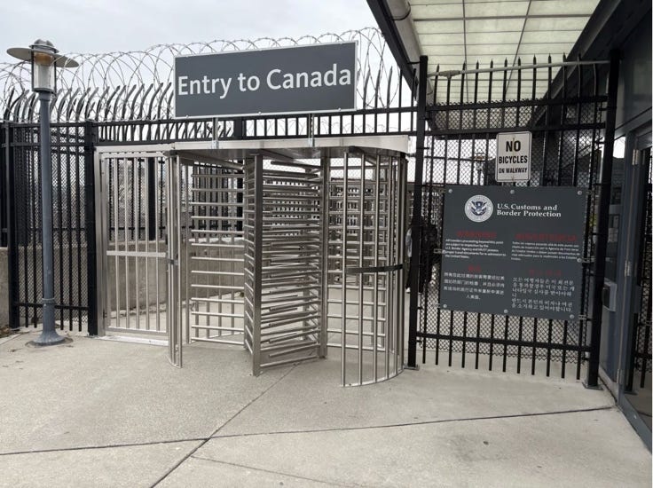 A gated entry way with a sign

AI-generated content may be incorrect.