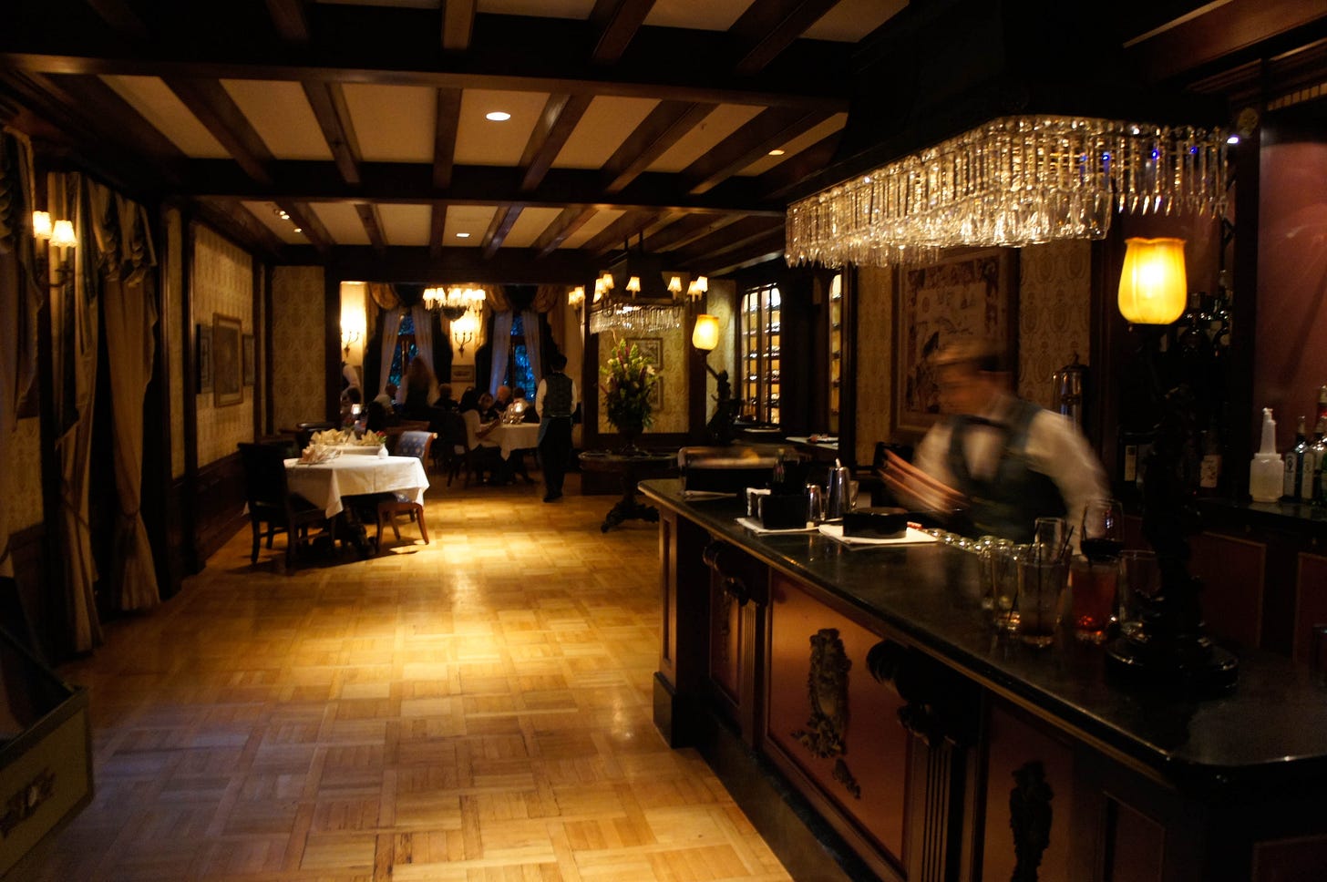 celebrated-birthday-exclusive-Disneyland-I-made-small-photo-journal-earheads-Disney-fans-to-see-Inside-Look-Club-33