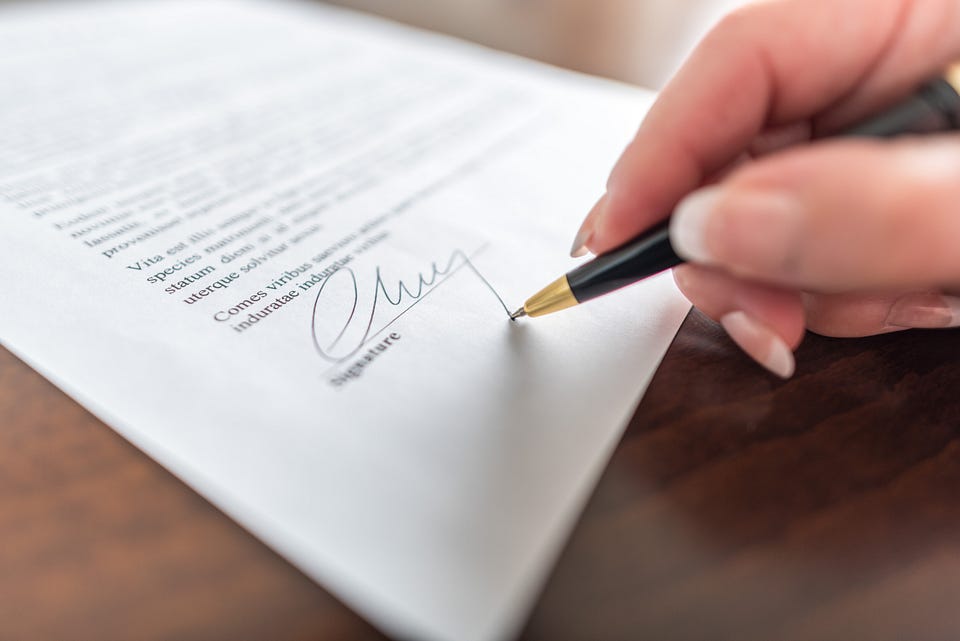 Sign Your Contracts! | Larkin Hoffman Employment & Labor Law Blog
