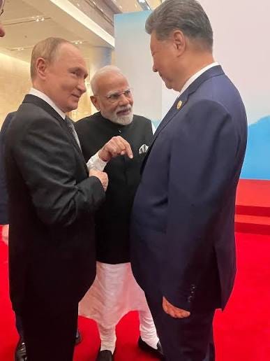 Interactions in Tianjin continue! Exchanging perspectives with President  Putin and President Xi during the SCO Summit.