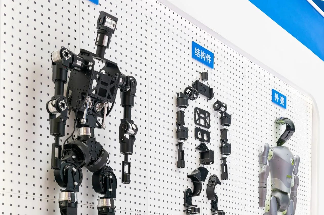 Photo of Chinese humanoid robots and parts