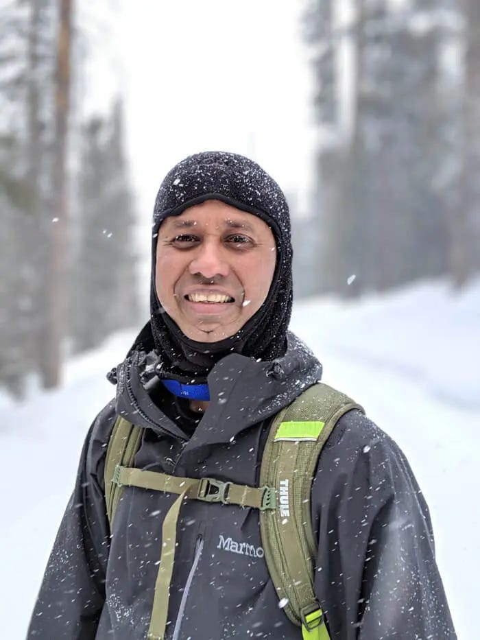 Headshot of Banerjee from 2019.