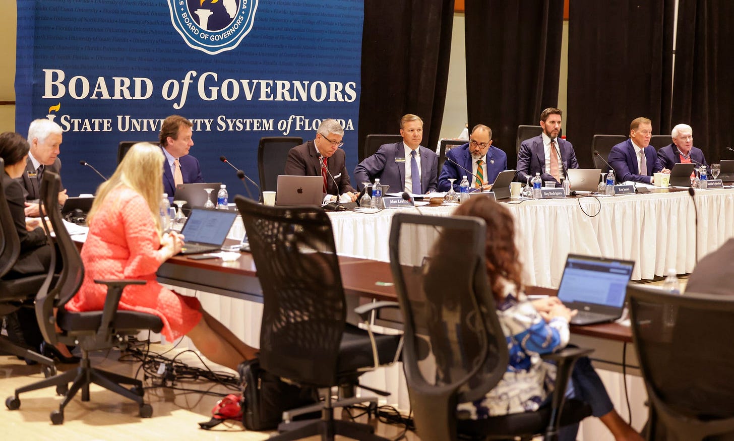 Florida university faculty sound alarm about college teachers leaving