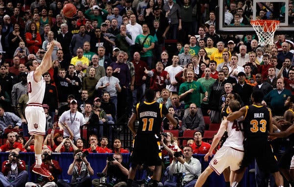 N.C.A.A. Tournament: Indiana Holds Off V.C.U. as Resurgence Continues - The  New York Times