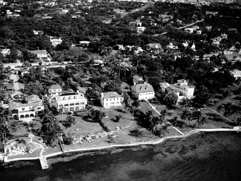 Aerial of Brickell millionaire row in August of 1946 looking west from Biscayne Bay between 15th and 18th Road. Courtesy of HistoryMiami Museum. Aerial of Brickell millionaire row in August of 1946 looking west from Biscayne Bay between 15th and 18th Road. Courtesy of HistoryMiami Museum.
