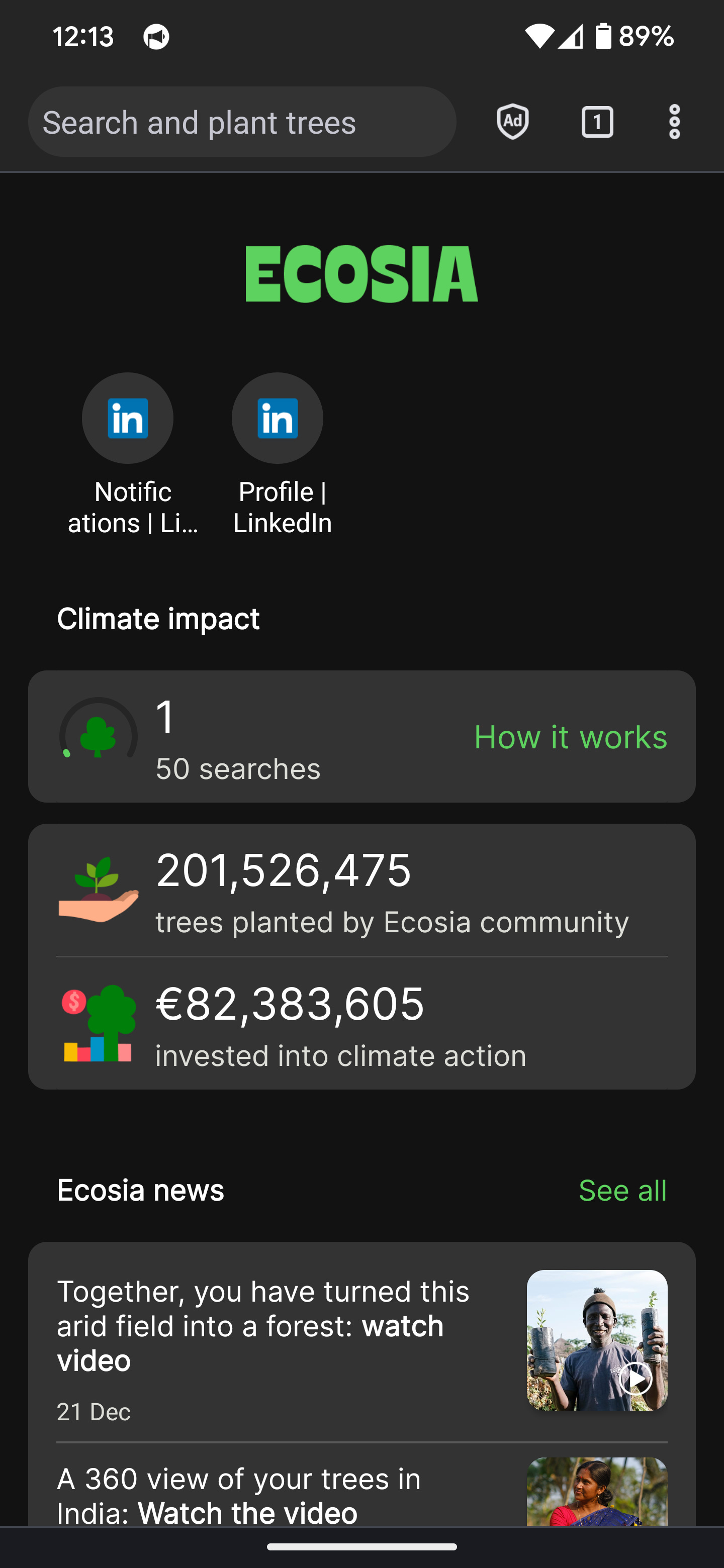 На зображенні інтерфейс браузера Ecosia, лічильник вказує кількість дерев: одно дерево за 50 пошуків.