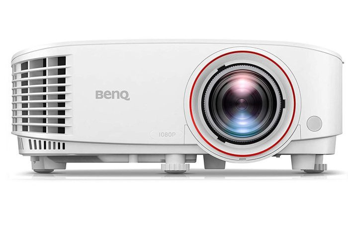 BenQ TH671ist golf simulator projector