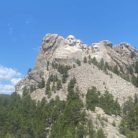 Mount Rushmore wall collapse prompts lawsuit