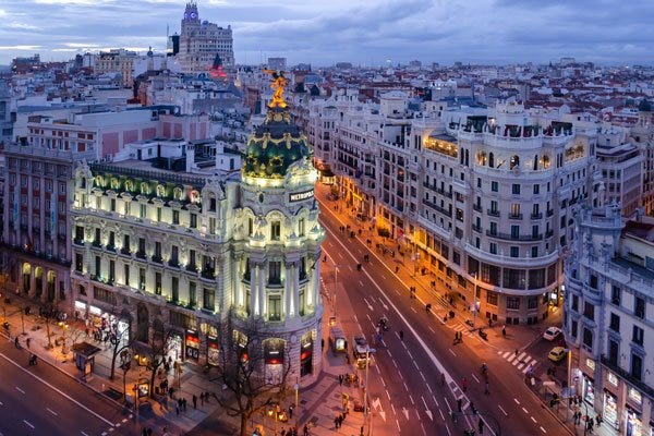 Gran Via Madrid: what to do and where to stay