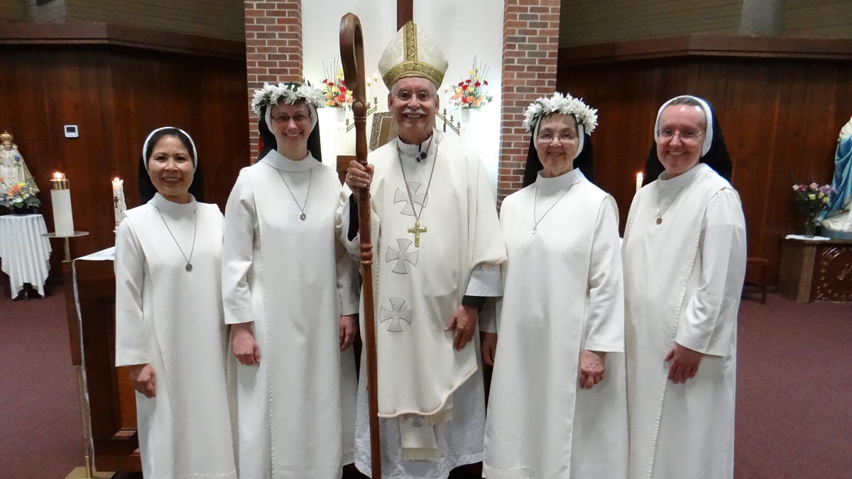 Dominican Sisters - Hawthorne, NY Motherhouse Dominican Sisters - Hawthorne, NY Motherhouse