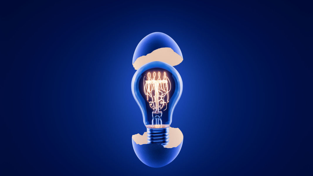 How Big Companies Can Simultaneously Run and Reinvent Their Businesses
