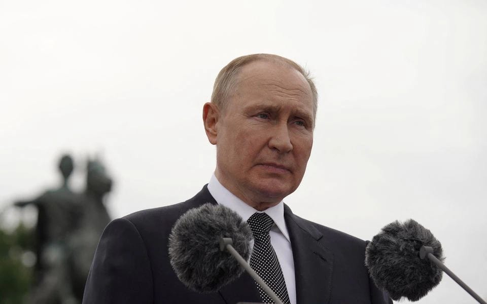 bioclandestine.substack.com