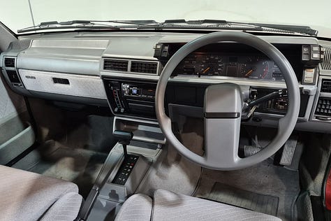 Holden Calais | Photo: Muscle Car Stables, Australian Muscle Car Sales