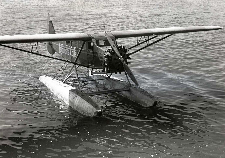 Float plane Float plane