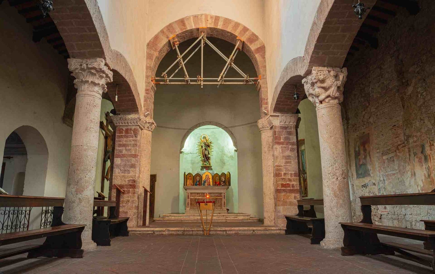 church-of-santa-maria-impensole-interior-narni church-of-santa-maria-impensole-interior-narni