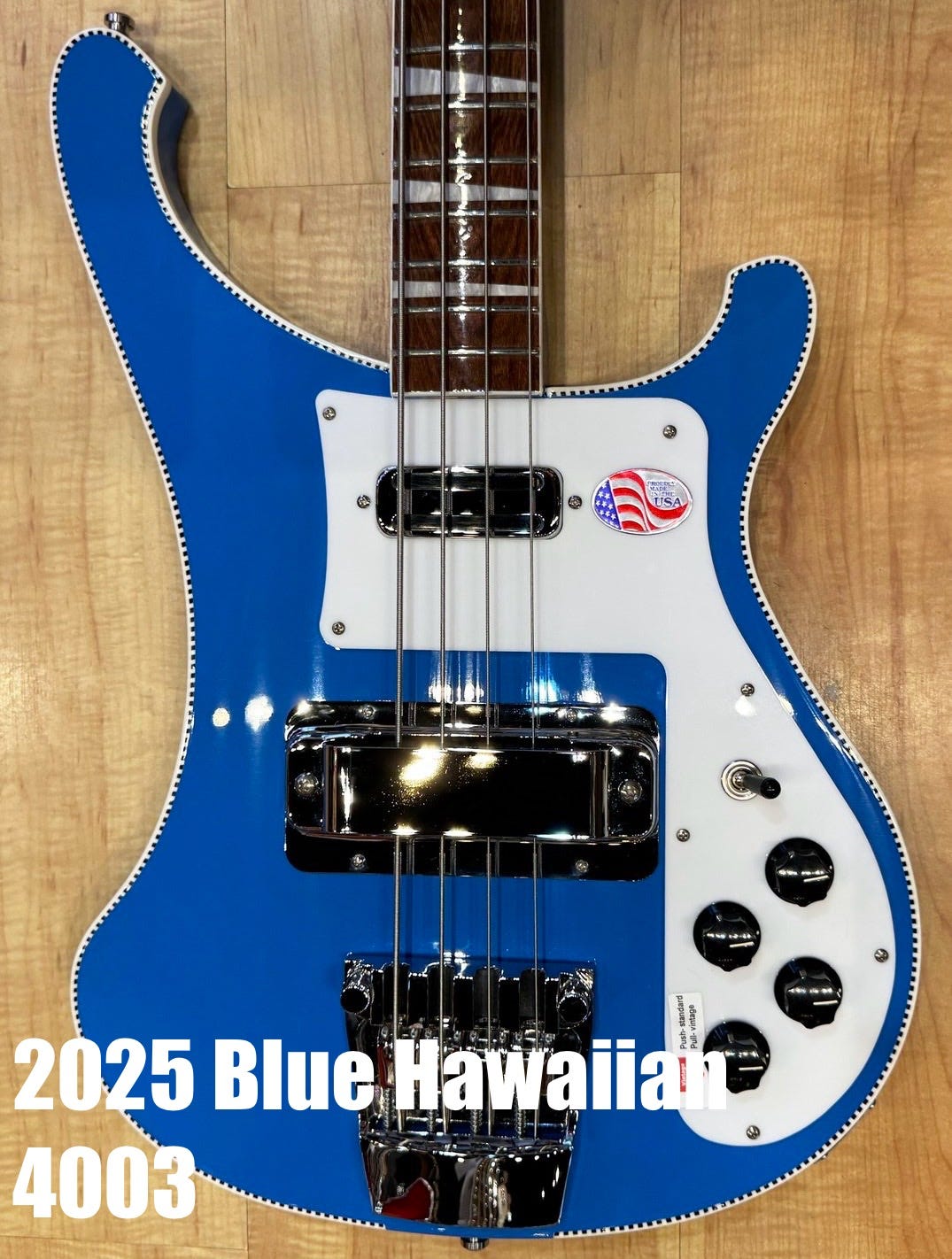 ライフベイト ベッキー イレギュラーカラー Overview: Special Colors - by Andy White - Rickenbacker 101