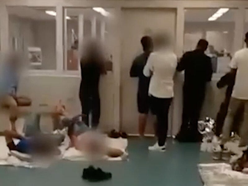 Video Shows Crowded Conditions at N.Y.C. ICE Facility Video Shows Crowded Conditions at N.Y.C. ICE Facility