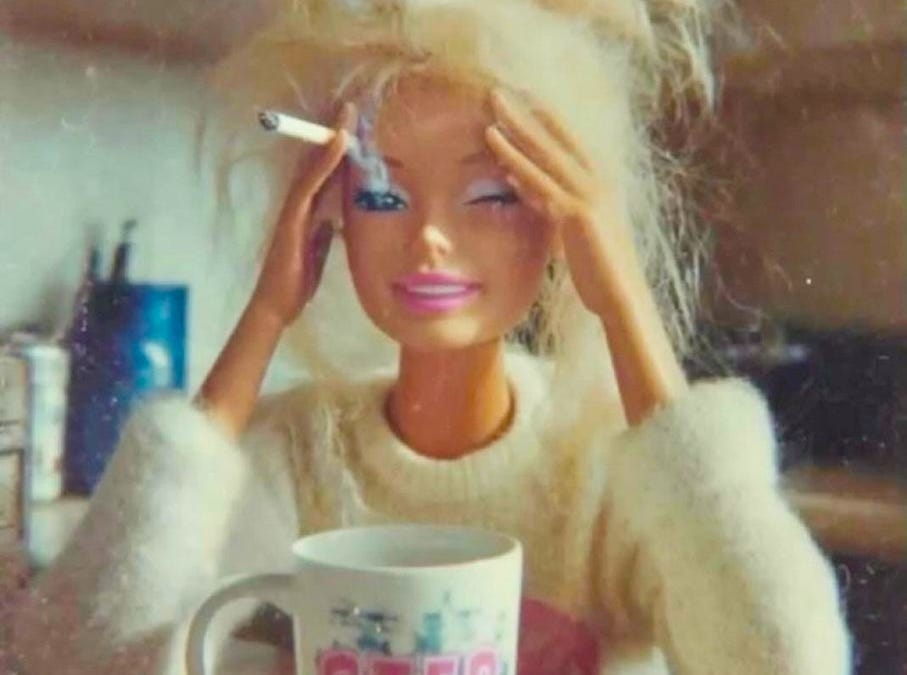 barbie cigarette Sorry, I'm late. I tried to take an analog break ๐ barbie cigarette Sorry, I'm late. I tried to take an analog break ๐
