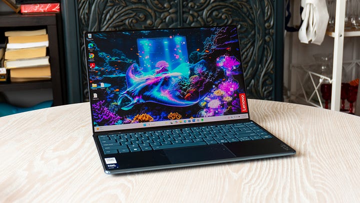 Yoga Slim 9i design