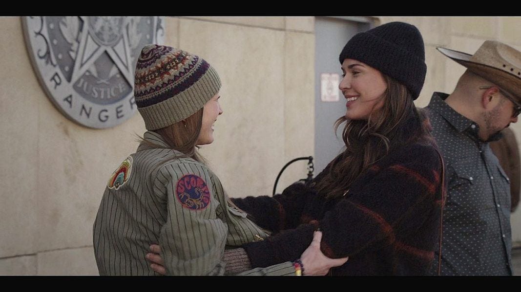 Sade reconnecting with Geri on Walker at a charity event. Sade reconnecting with Geri on Walker at a charity event.