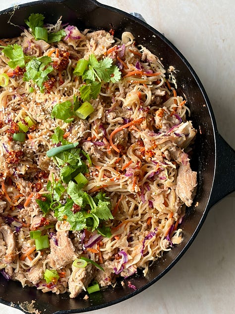 1 – Baked breakfast tacos 2 - Korean BBQ steak sheet pan 3 – Chicken & cauliflower shawarma skillet 4 – Thai basil chicken bowls 5 – Gluten-free sesame ginger noodle bowls 6 – Sweet potato nacho fries with turkey meatballs