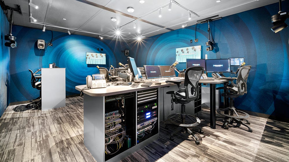 SiriusXM Looks to Los Angeles Studio for Hollywood Presence