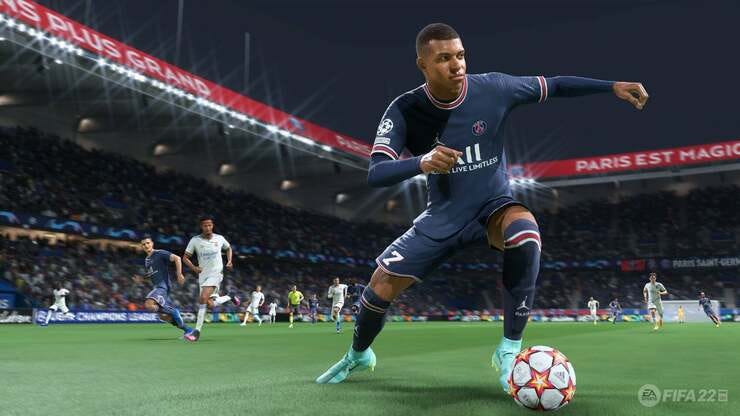 FIFA'nın marka değeri tartışılmaz ancak EA şirketinin bu oyun özelinde sahip olduğu teknoloji ve birikimi başka bir çatıda sürdürmenin de kolay olmayacağına eminim. FIFA'nın marka değeri tartışılmaz ancak EA şirketinin bu oyun özelinde sahip olduğu teknoloji ve birikimi başka bir çatıda sürdürmenin de kolay olmayacağına eminim.