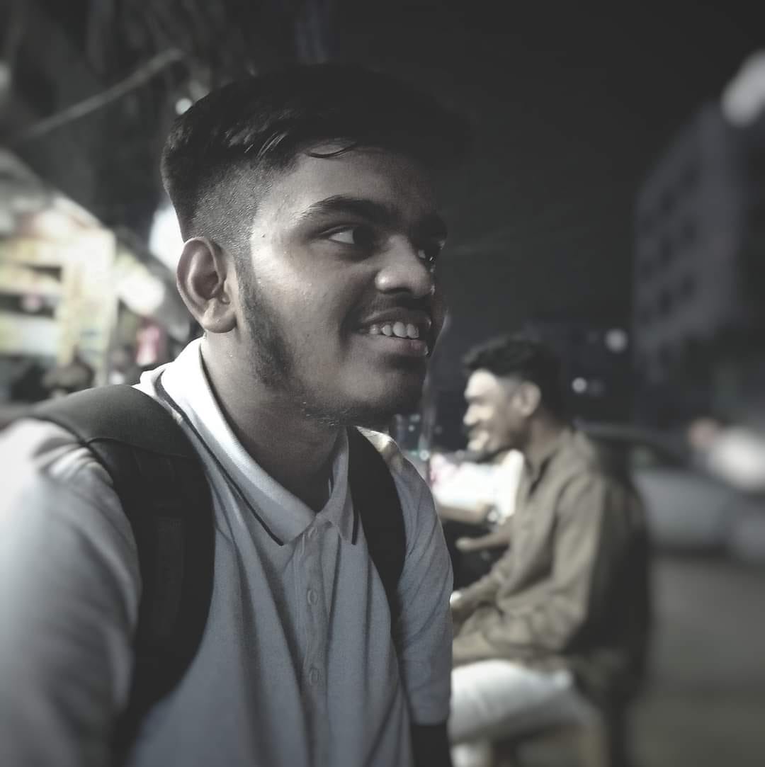 Substack profile picture for @hossain