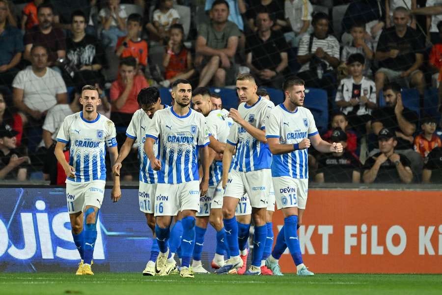 Ponturi pariuri Rapid Vienna - Universitatea Craiova 06.11.2025