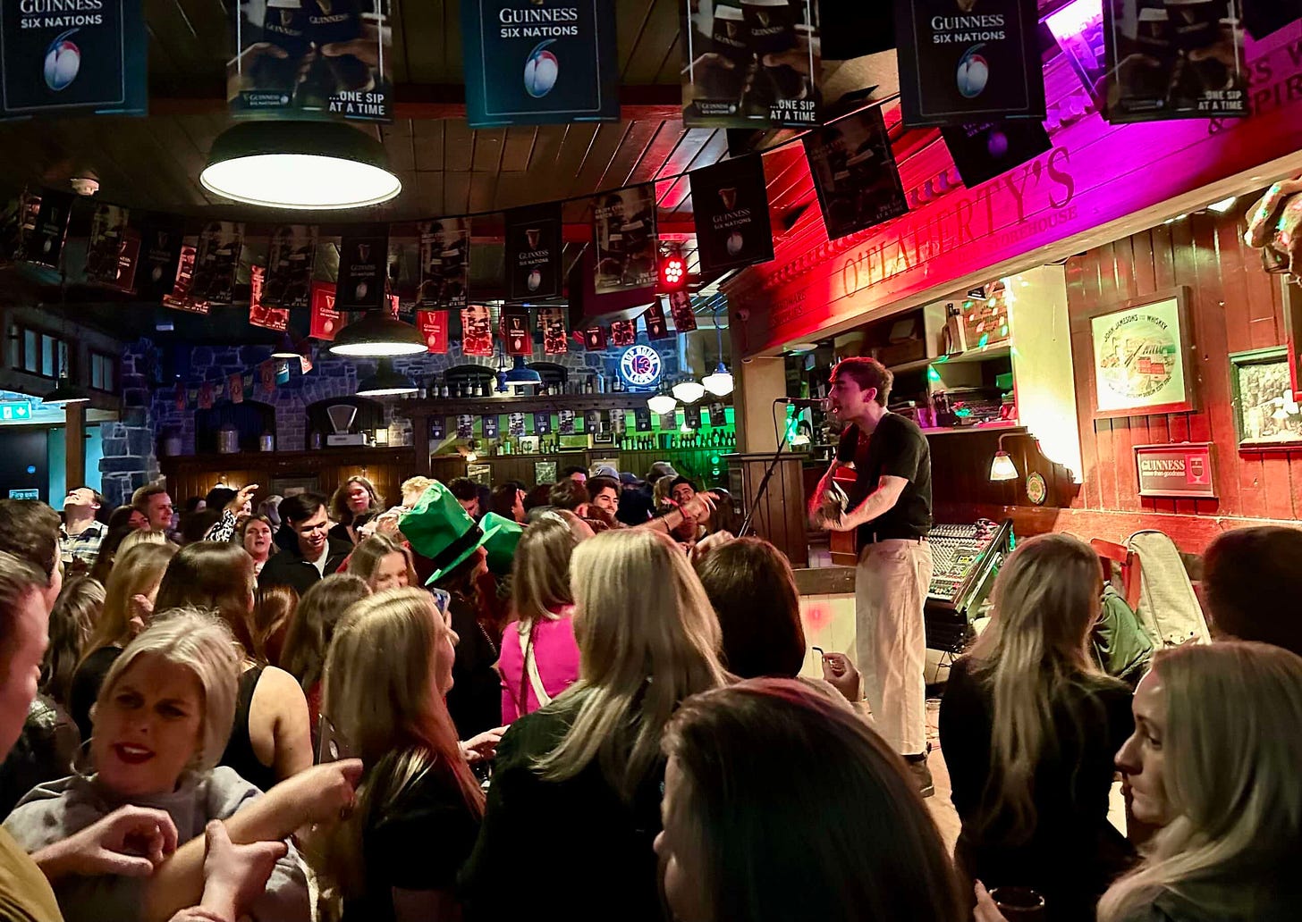 Temple Bar, Dublin – the best night out EVER? - battleface