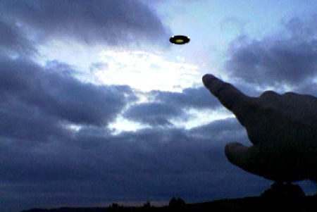 UFO Case Evaluation: How to Score Reports Based on Source, Strangeness, and Credibility