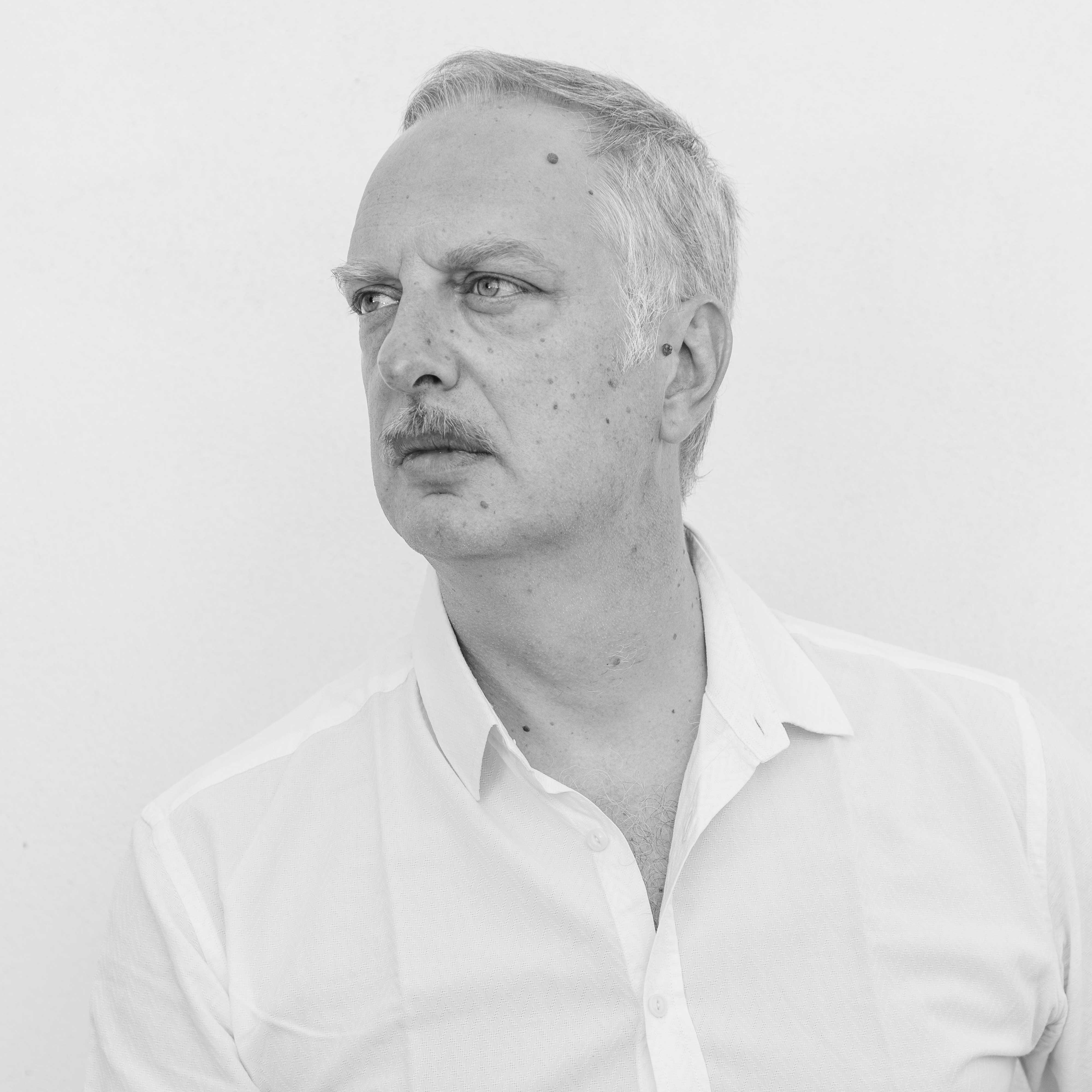 Notturno occidentale logo