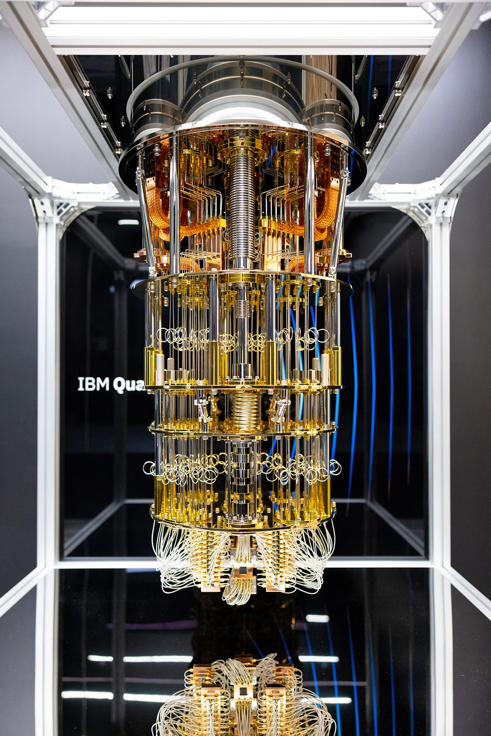 Pursuing the 100,000-Qubit Quantum Computer Through Japan-U.S.  Collaboration | The Government of Japan - JapanGov -